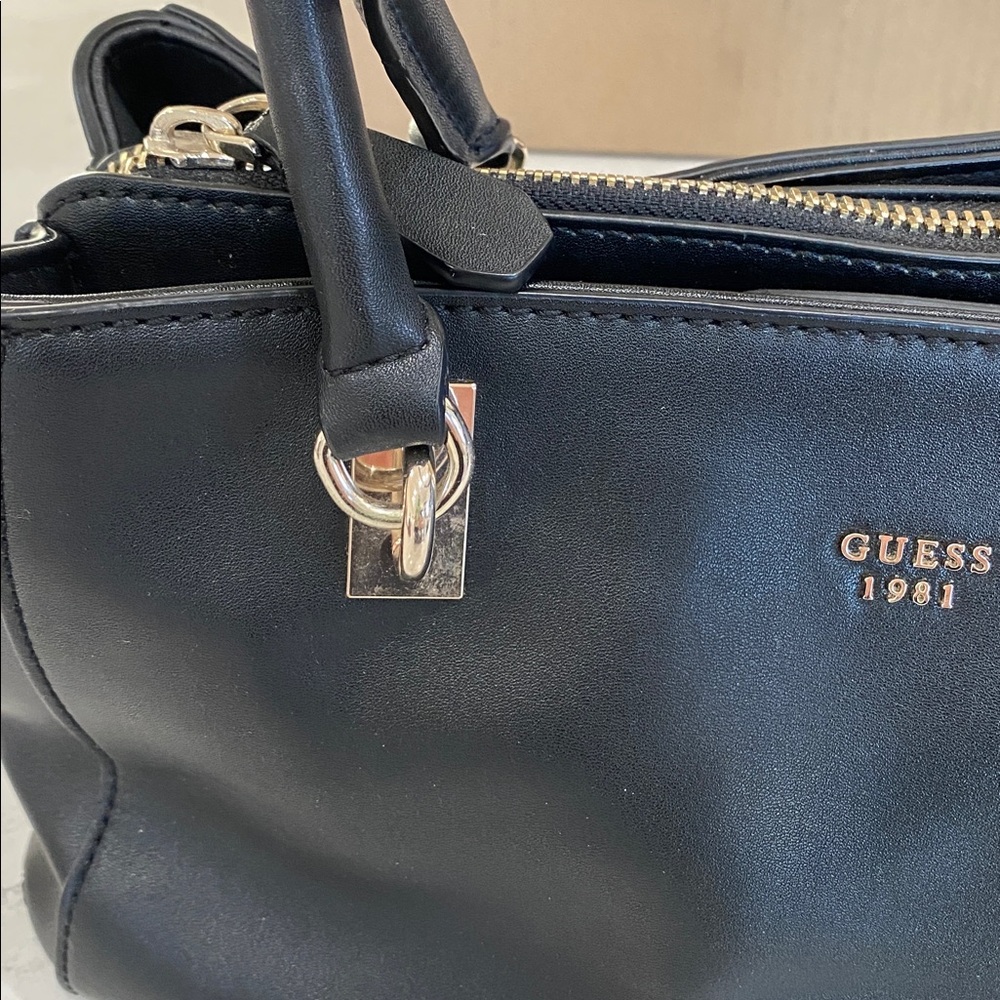 GUESS Black Women's Handbag - Picture 3 of 16